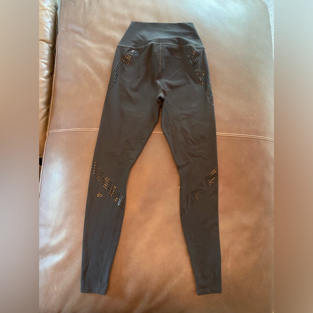 Alo black stripe legging small